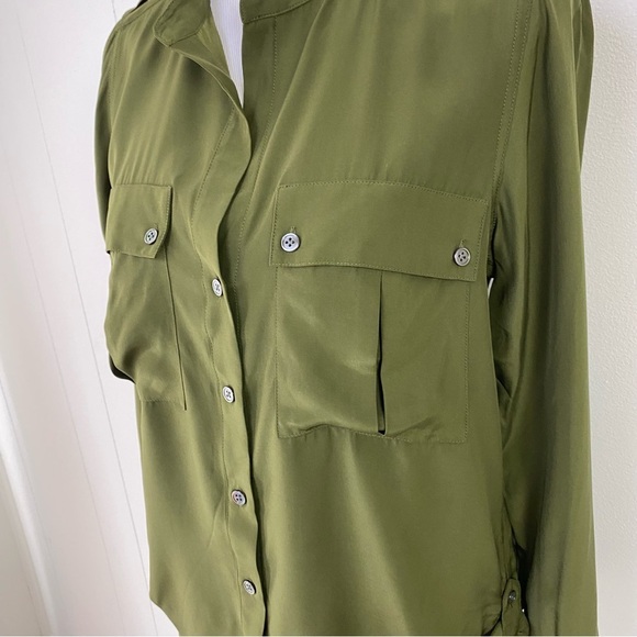 Elizabeth And James Army Green 100% Silk Button Down Blouse Size M Collarless - Picture 6 of 14